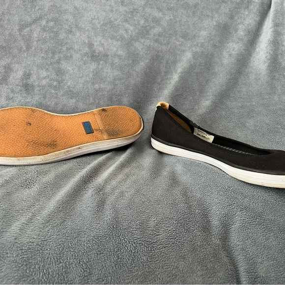 Keds Black Ballerina Style Sneakers Size 8 - Picture 2 of 5